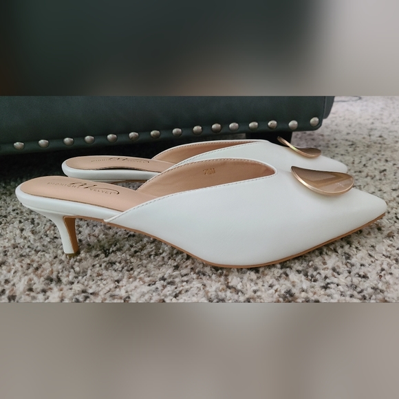 White pointed mules Gold‎ coin Midnight Velvet 7.5 - Picture 8 of 10